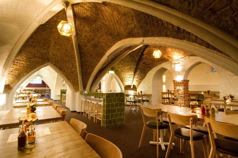 Mayfair Hotel Tunneln 42/43