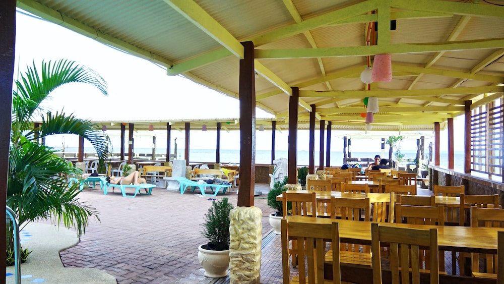 Ging-Ging Hotel & Resort 62/70