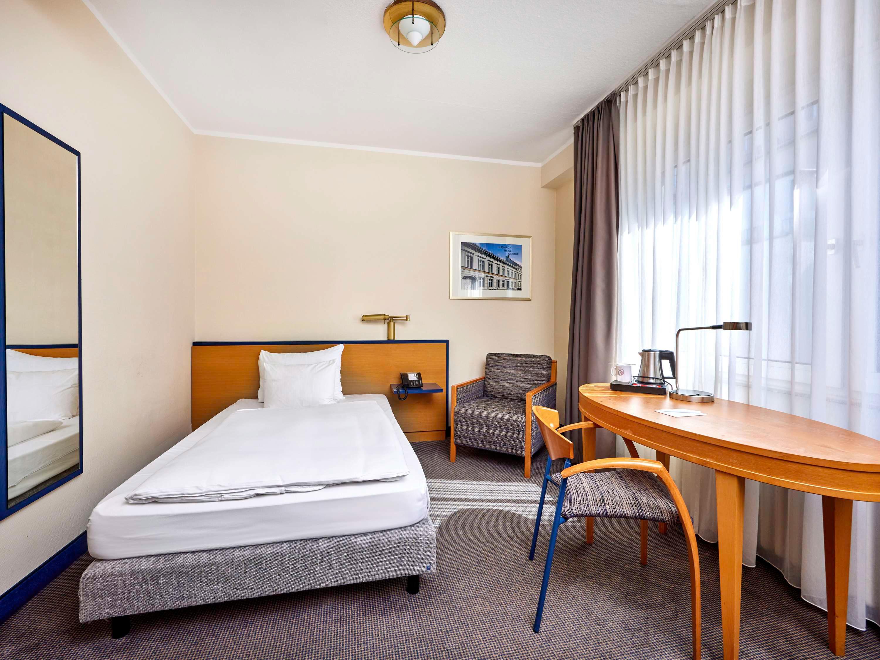 غرفة كلاسيكية بسرير فردي، Mercure Hotel Dusseldorf City Center 9/11
