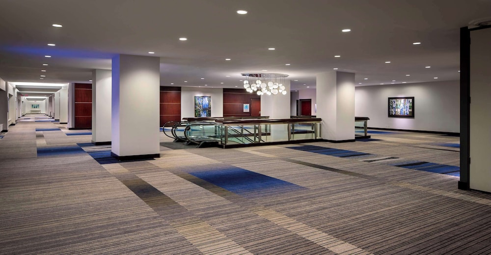 HYATT REGENCY VANCOUVER 23/72