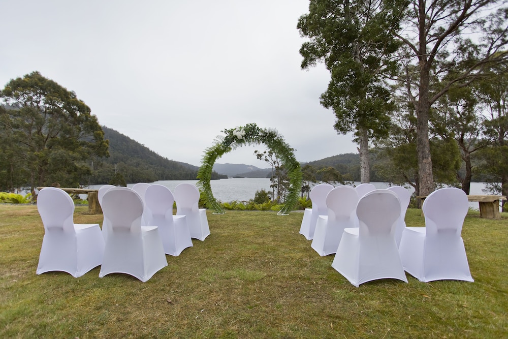 Tullah Lakeside Lodge 23/64