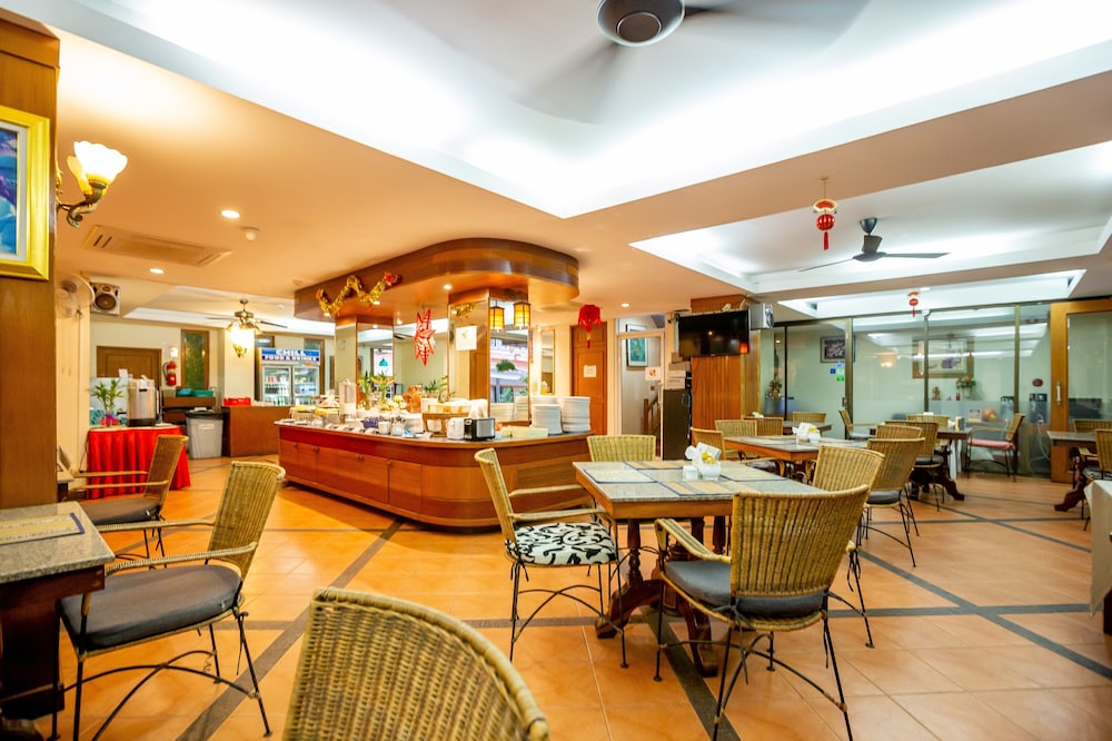 Thipurai Beach Hotel 35/50
