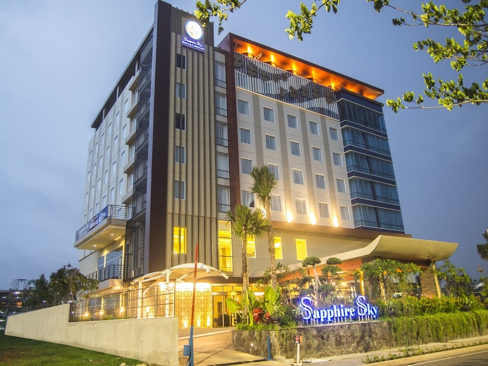 Sapphire Sky Hotel & Conference 1/20