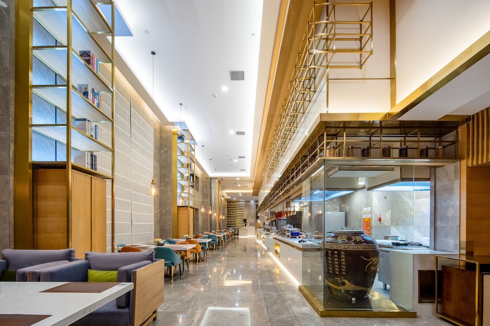 Novotel Huashan 32/50
