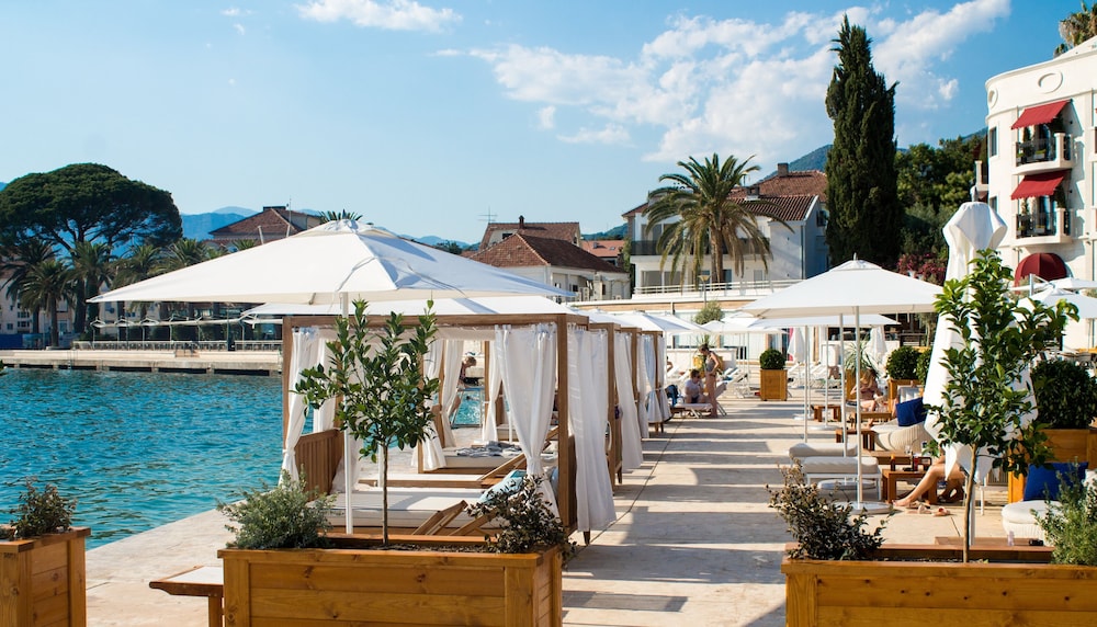 Boutique Hotel La Roche 45/50