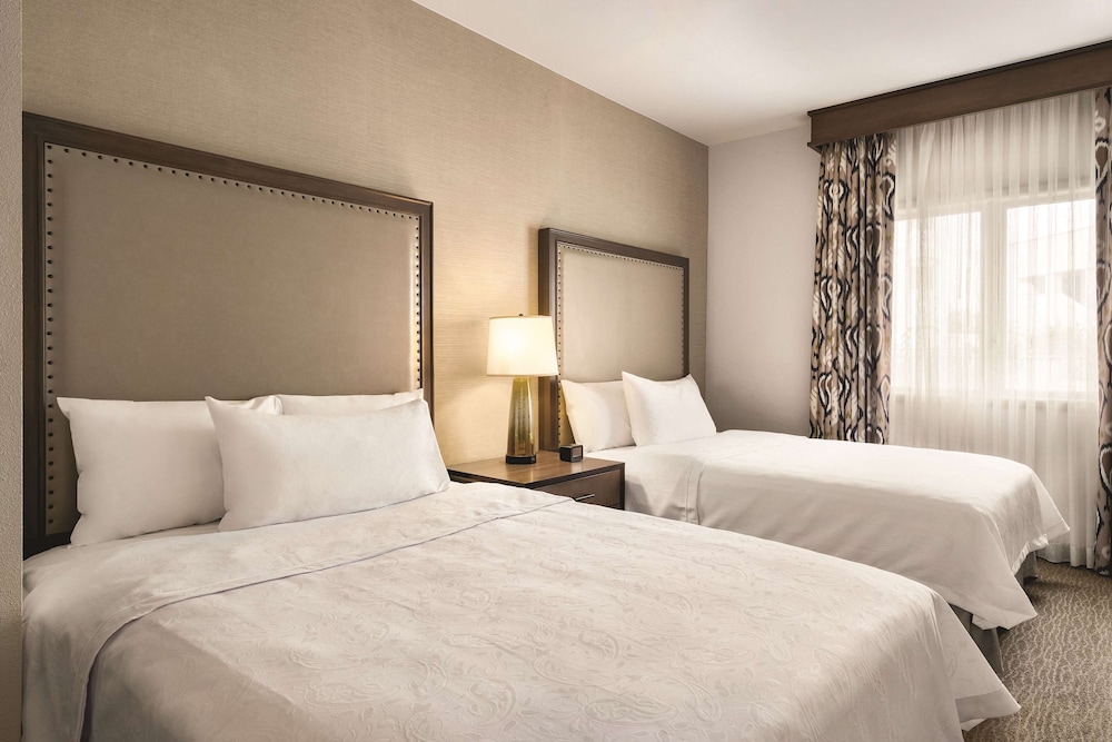 Homewood Suites by Hilton Tucson/St. Philip s Plaza Univ 16/48