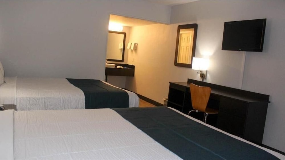 Motel6 Tucson, AZ- Downtown 35/53