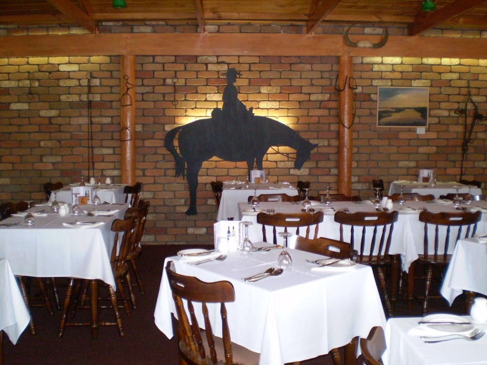 BANJO PATERSON MOTOR INN 26/50