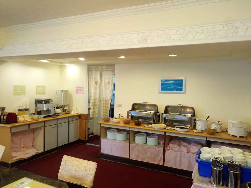 Hua Tong Hotel 43/54