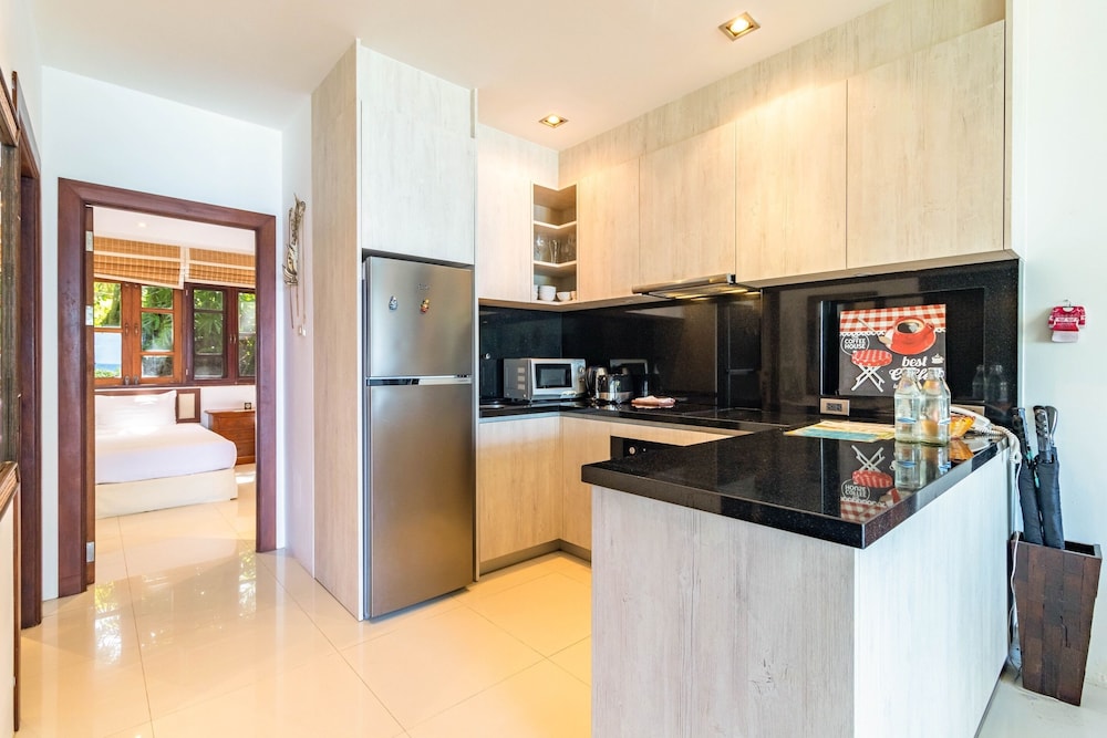 Kamala Beach Estate 4/50