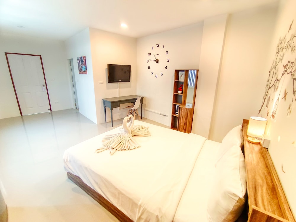 Sailor Hotel Pattaya 13/35