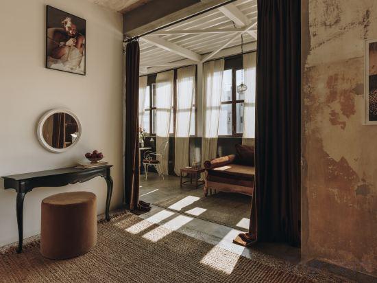 penthouse