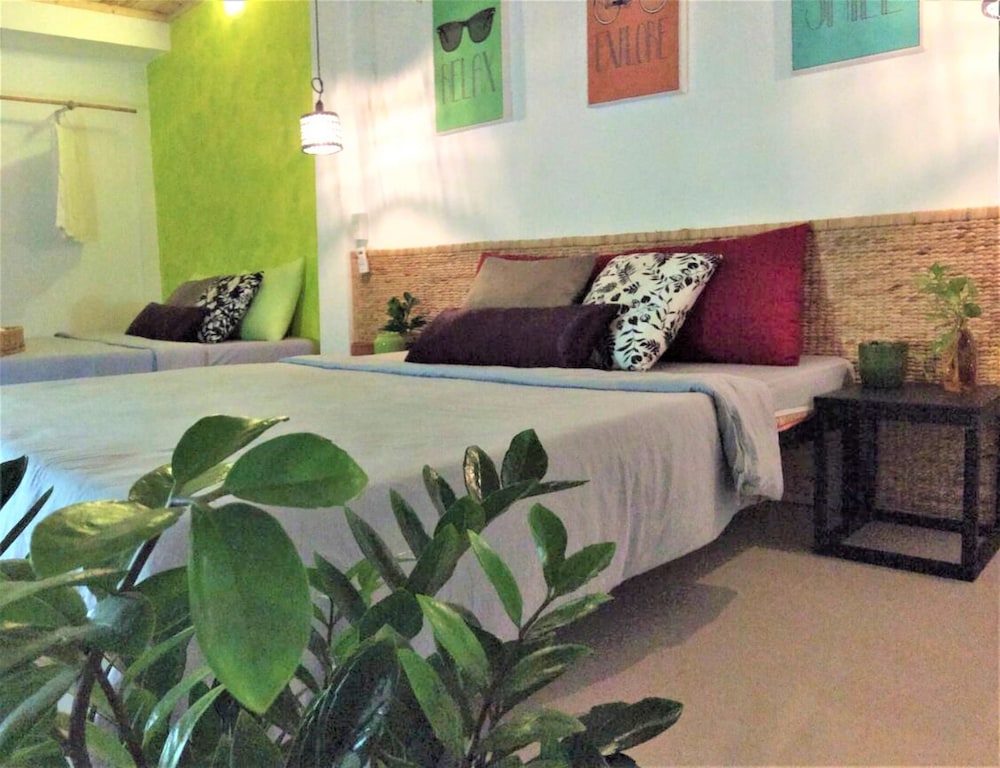 Domino Homestay 26/54