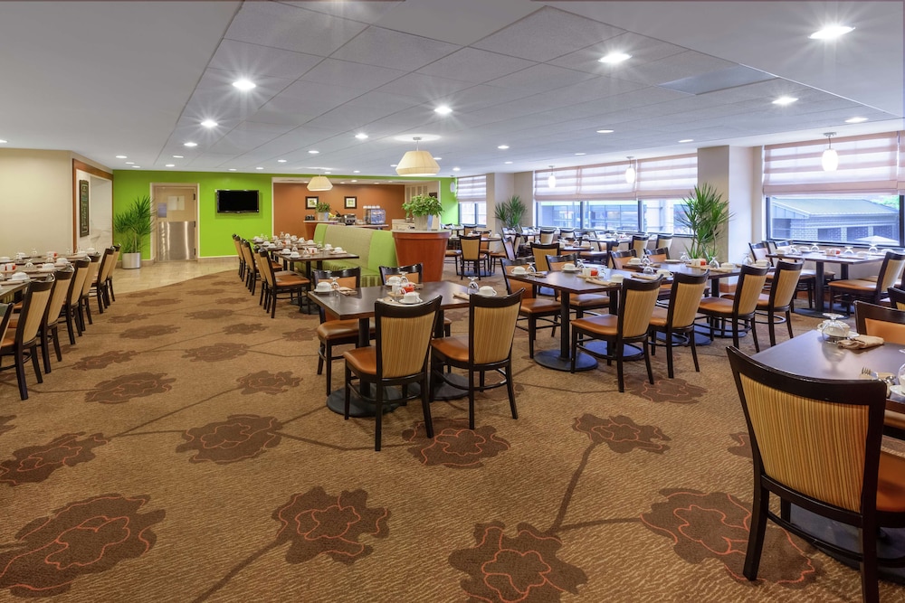 Hilton Garden Inn Pittsburgh University Place 45/62