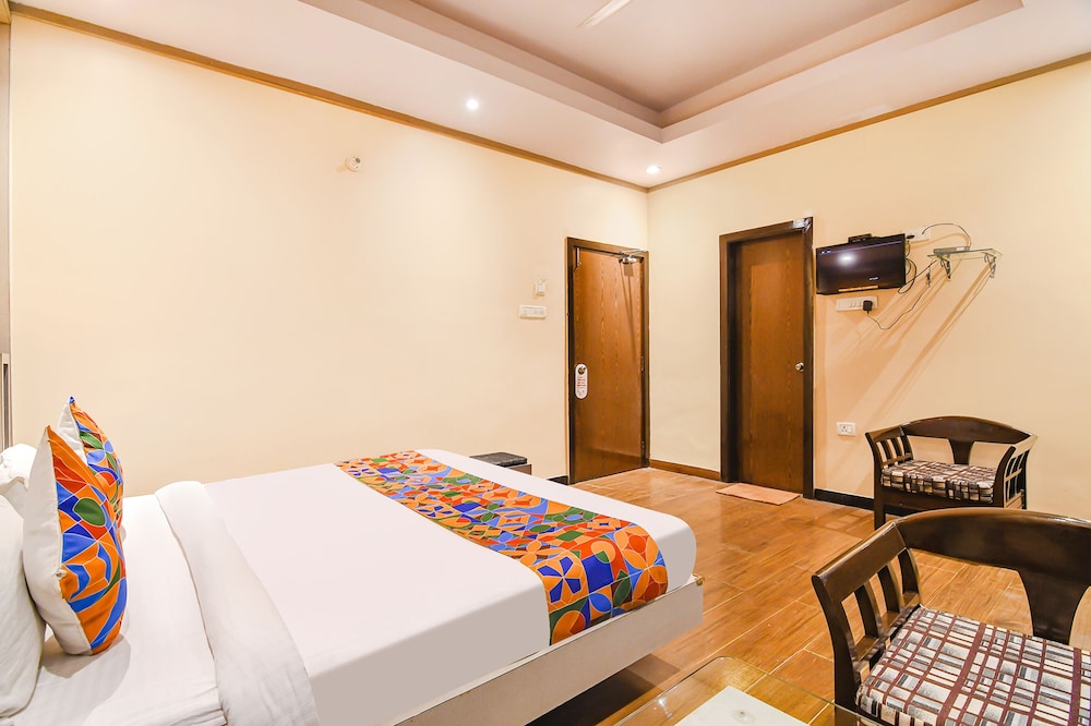 OYO Premium Hinoo Ranchi 16/53