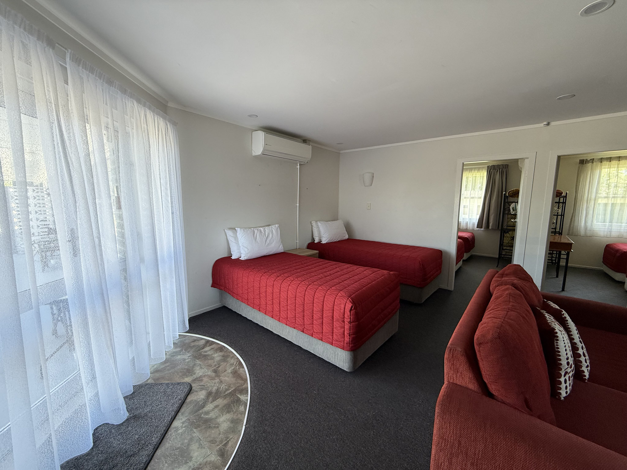 Cleveland Thermal Motel 27/60