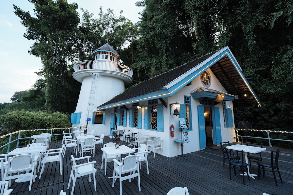 Cape Panwa Hotel 57/68