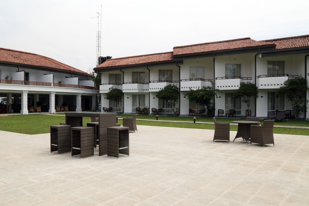 Hibiscus Beach Hotel Kalutara 3/50
