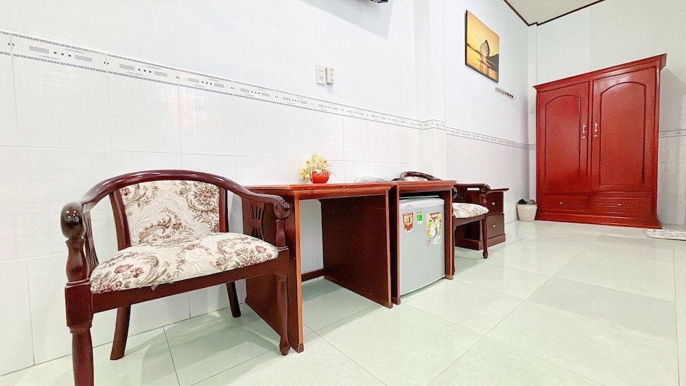 Quoc Dinh Guesthouse 4/42