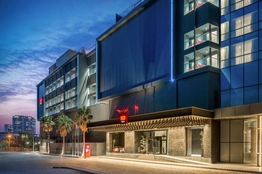 Radisson RED Izmir Point Bornova 5/59
