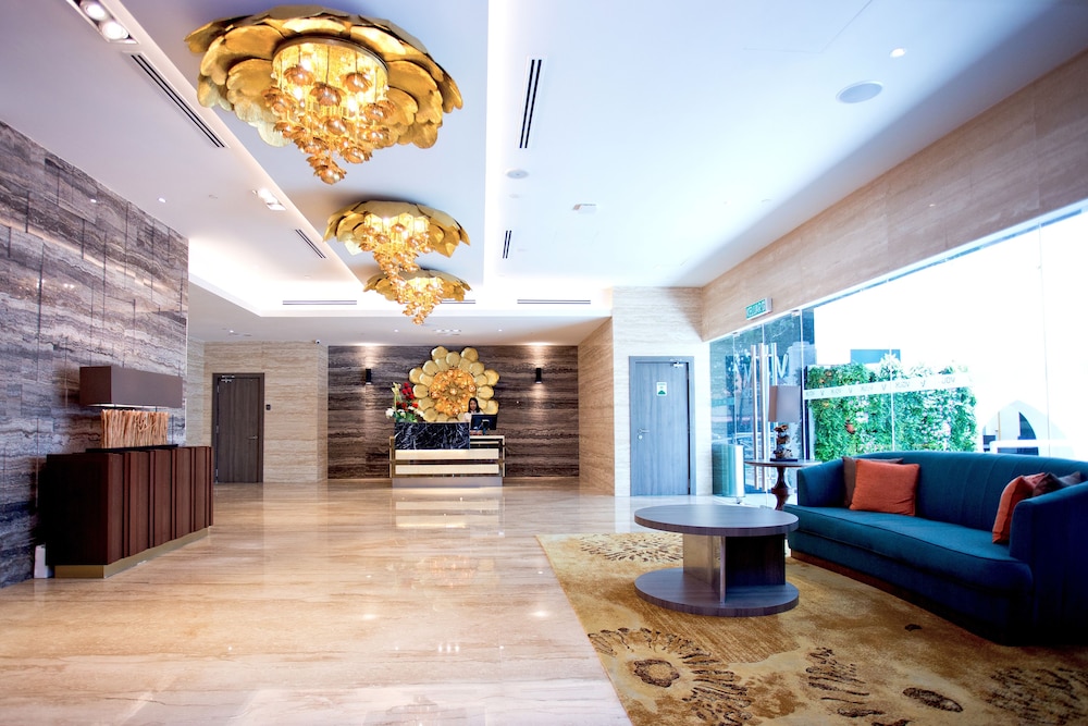 Vouk Hotel Suites 8/68