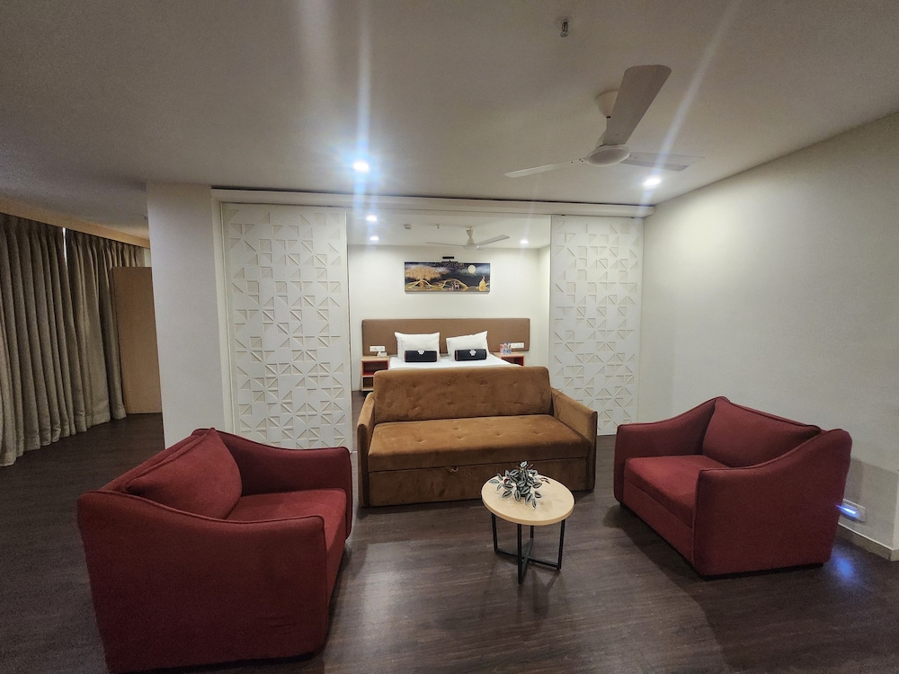 Mastiff Hotel, Ankleshwar 43/60
