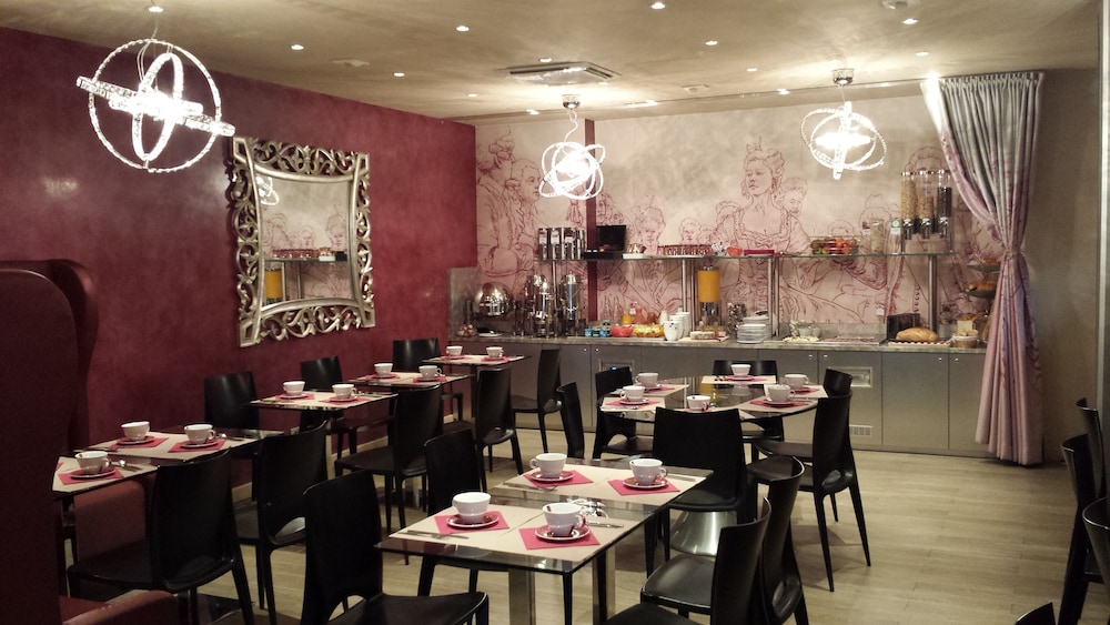 Hotel Mercure Paris Bastille Marais 56/72