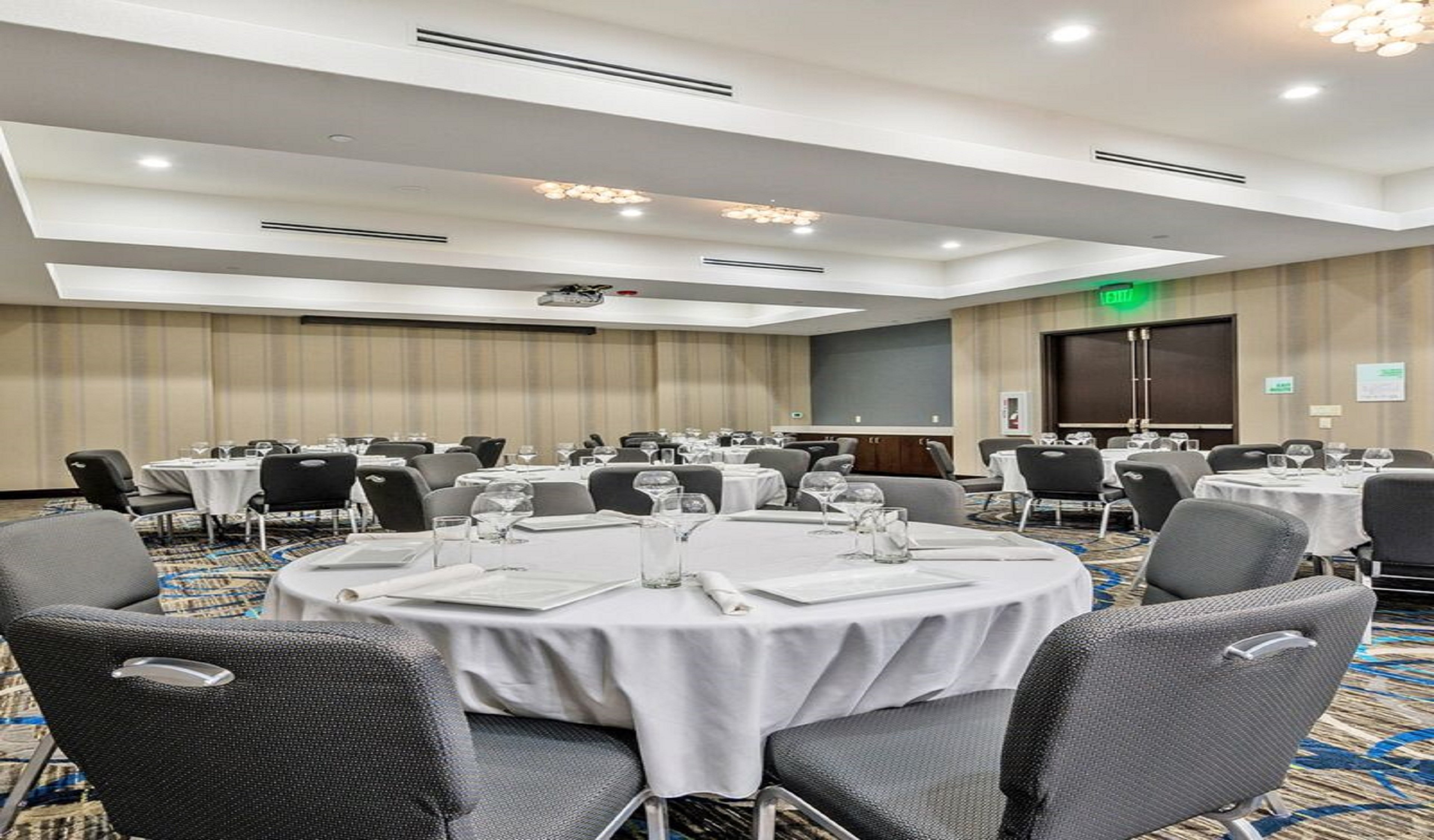 Holiday Inn Austin Airport 49/58