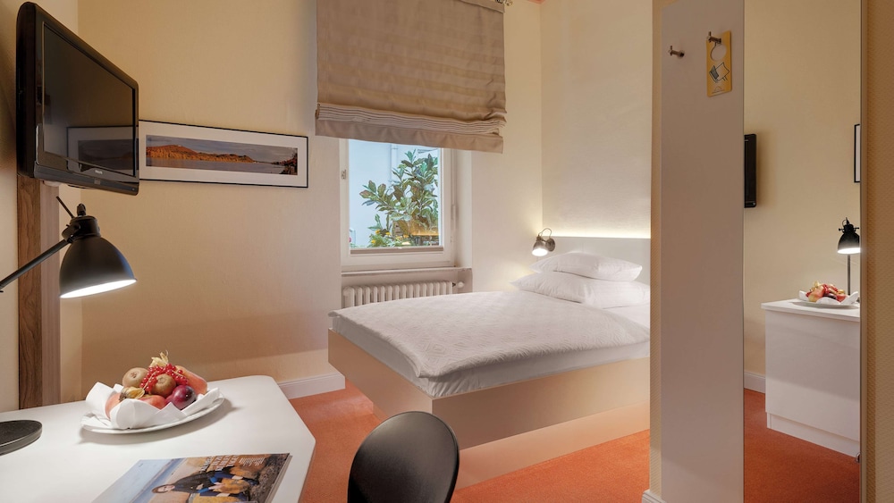 Ringhotel Rheinhotel Dreesen 26/41