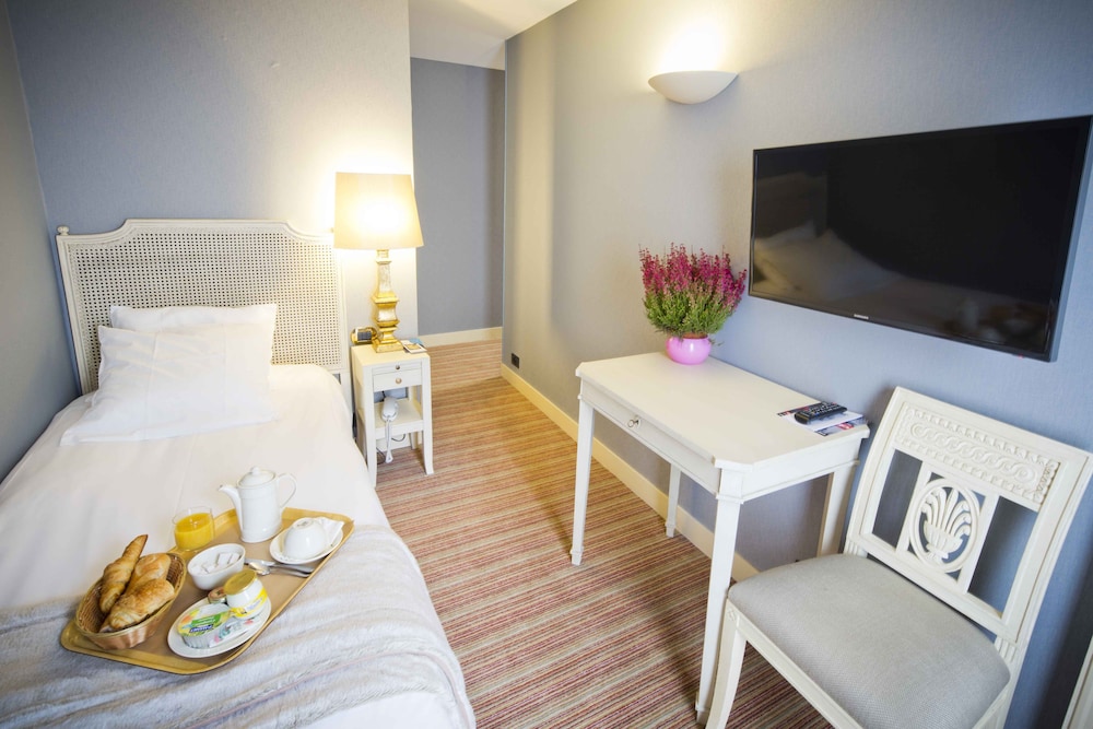 Hotel Champerret Heliopolis 47/48