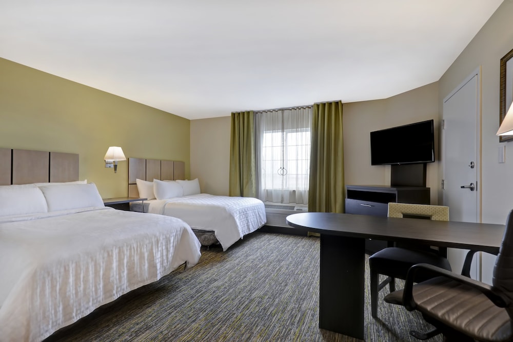 Candlewood Suites Indianapolis - South 19/77