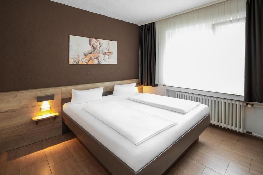 Frohnhauser Hof Hotel 13/42