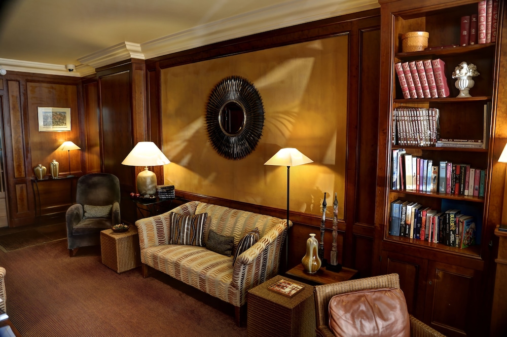 Hotel le Clement 33/50