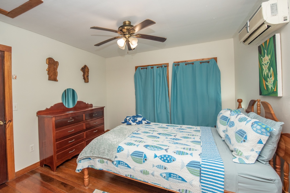 Bella Vista Guesthouse Cabins 23/84