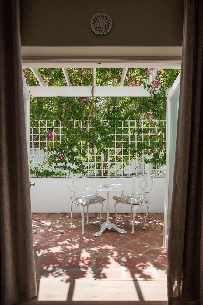 Summerwood Guest House 39/44
