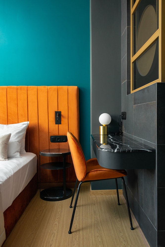 غرفة بزنس اقتصادية بسرير كينج، Colors Hotel Athens 3/4