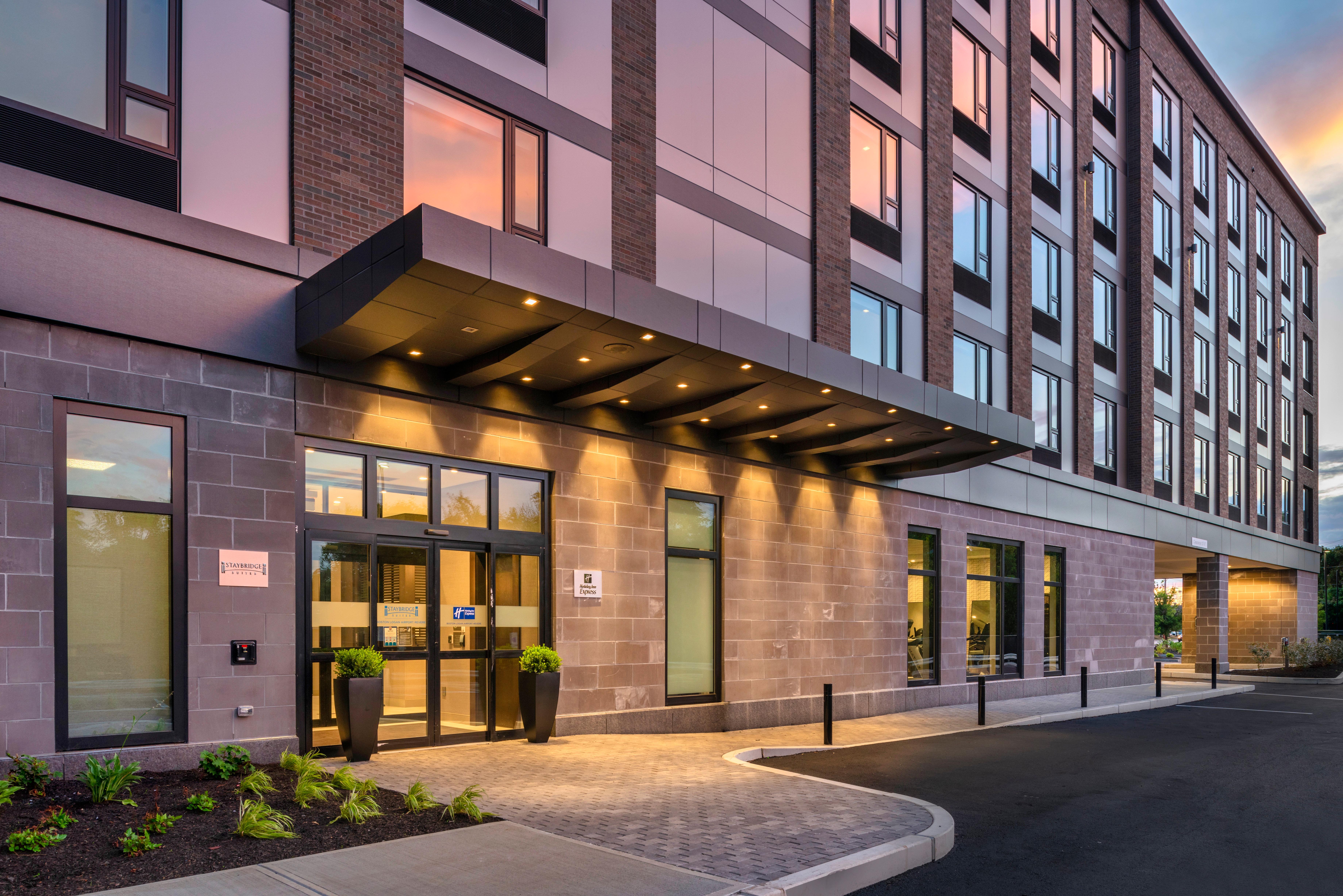 Holiday Inn Express Boston Logan Airport - Revere 45/53