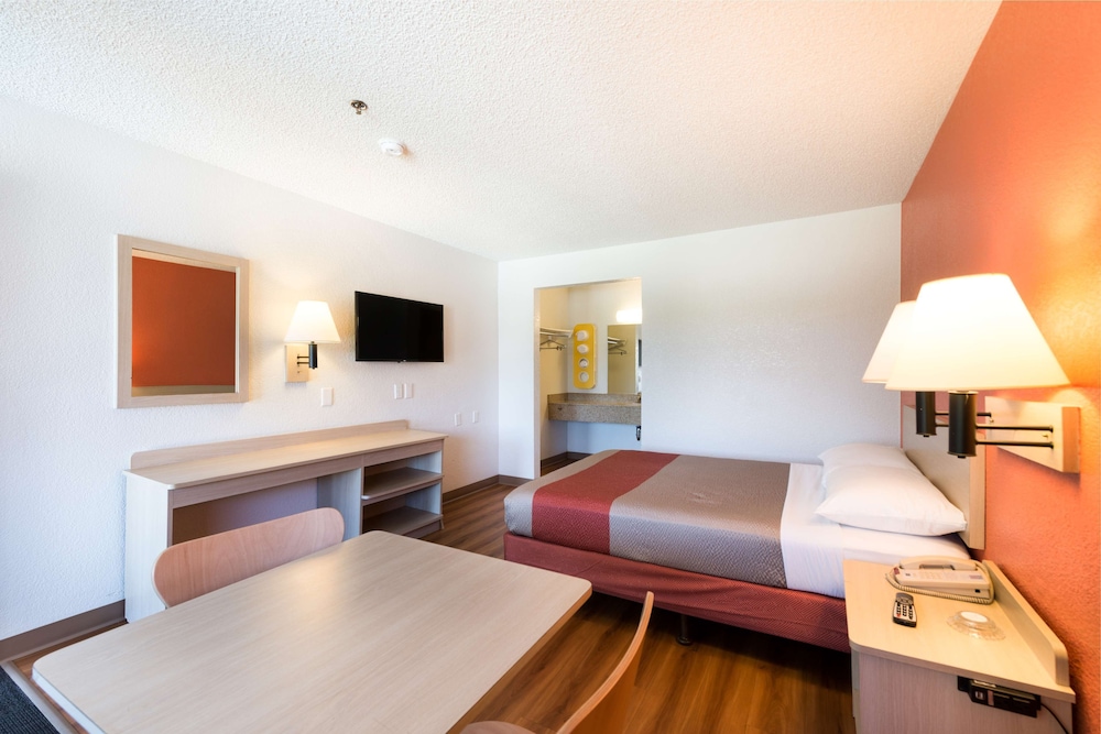 Motel6 Sparks, NV - Airport - Sparks 42/52