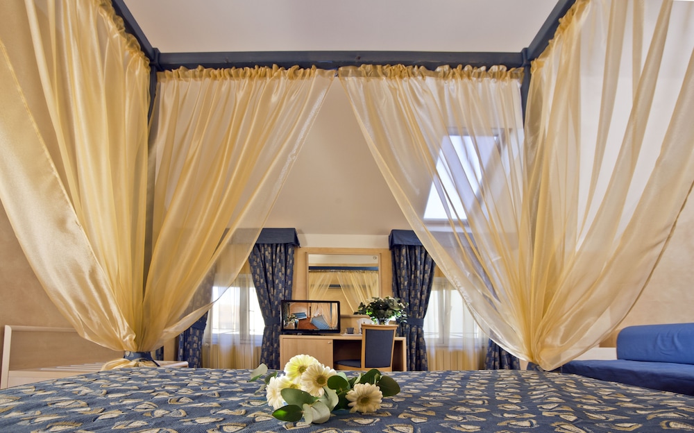 Hotel Caesar Prague 43/69