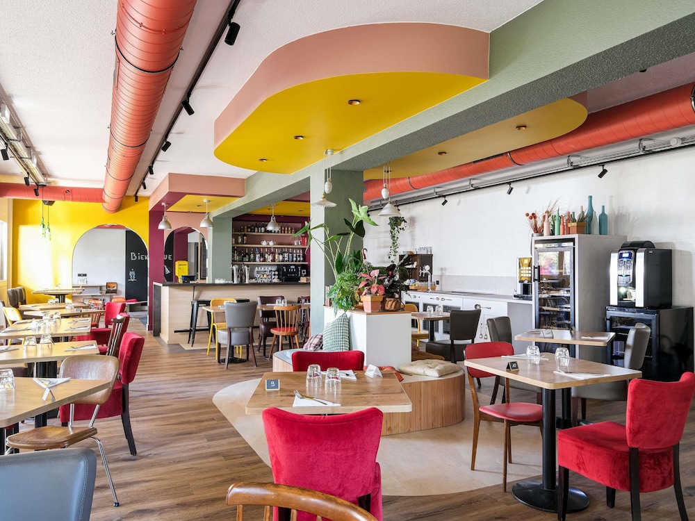 Greet Hotel Massieux Lyon Nord 37/49