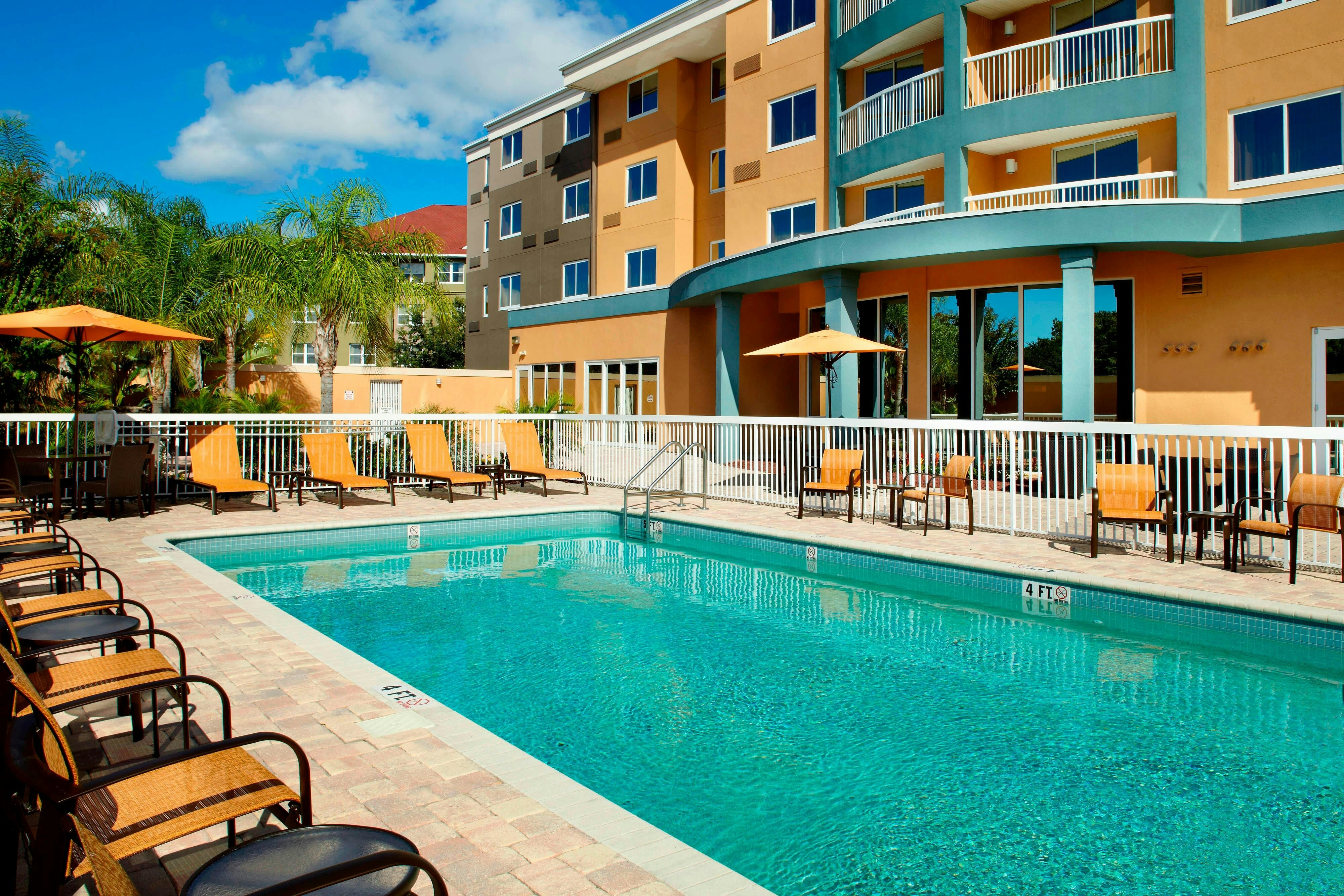 Courtyard By Marriott Tampa Oldsmar 4/19