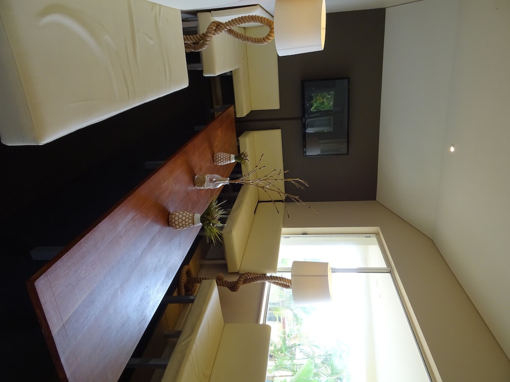 Aqualuna Beach Resort 29/56
