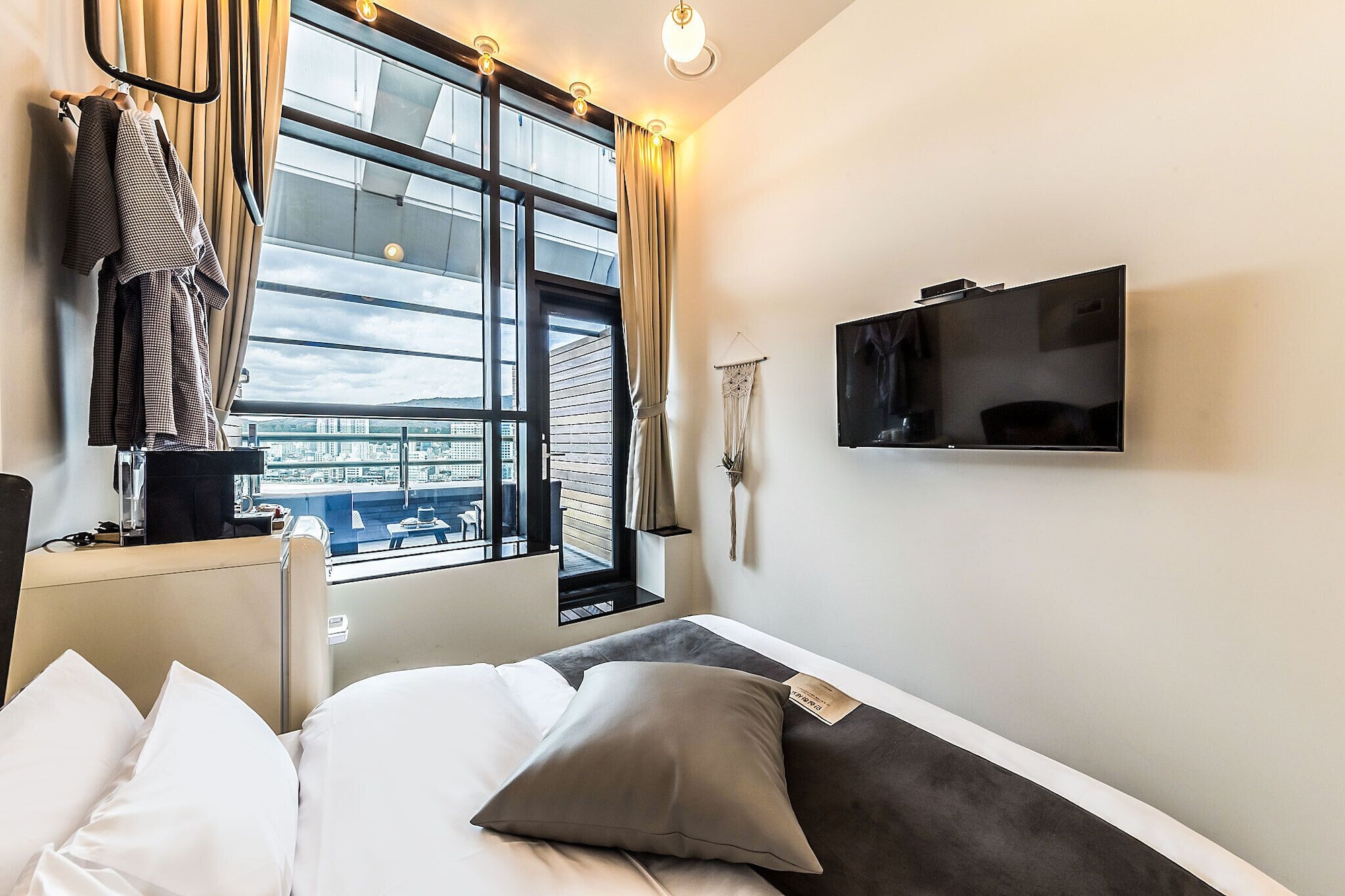 Roof Top, Avenue, Double Bed, Terrace