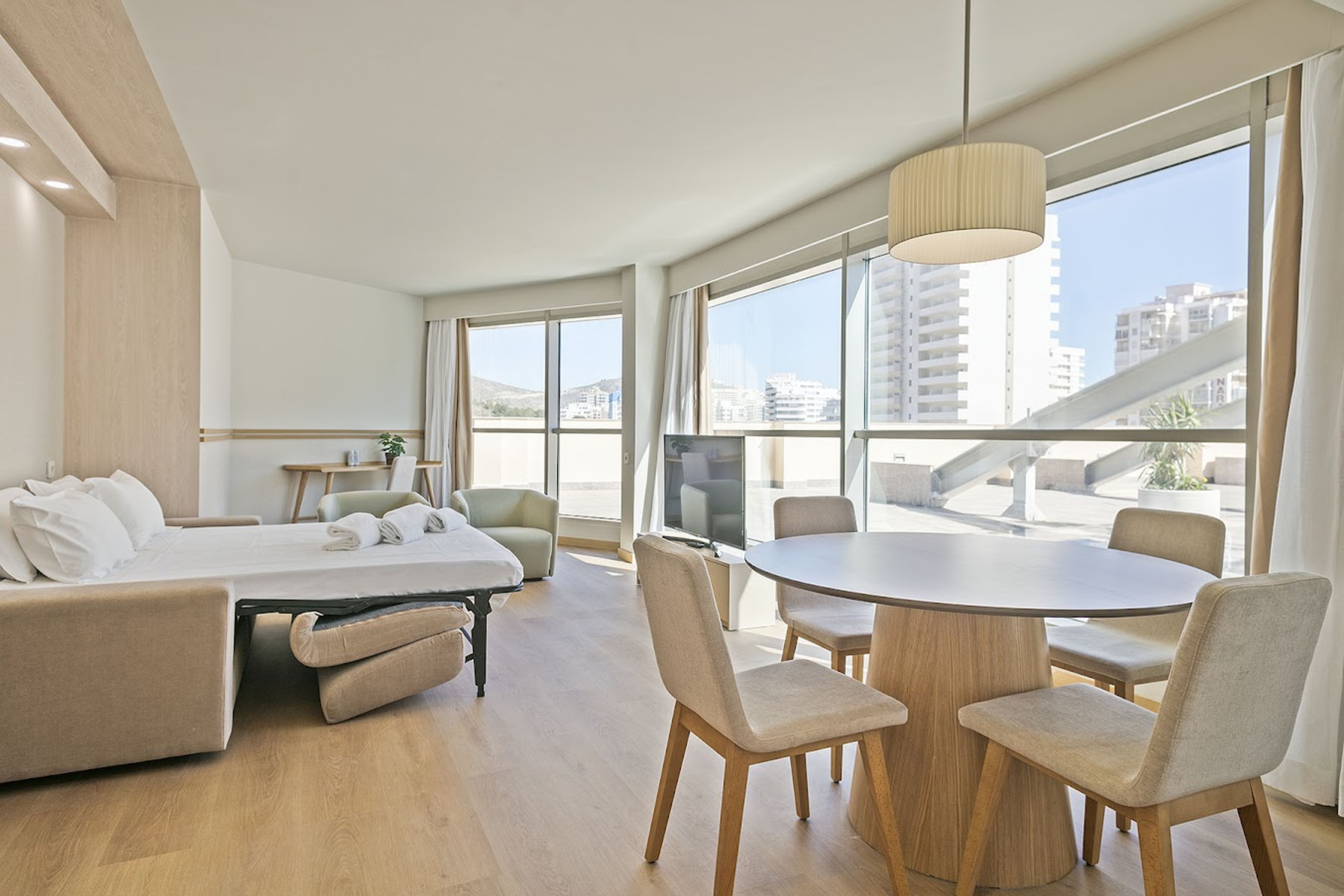 Junior Suite, Lateral Side Sea View، Cullera Holiday 3/5