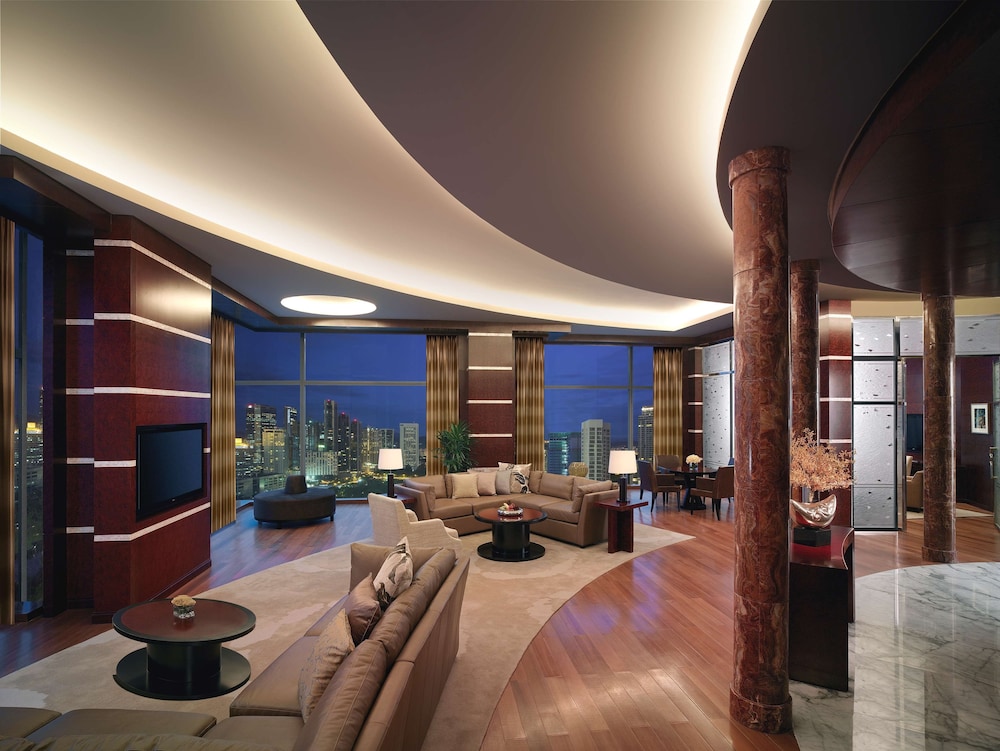 GRAND HYATT KUALA LUMPUR 56/69