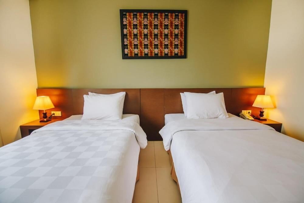 Hotel Luwansa 7/50