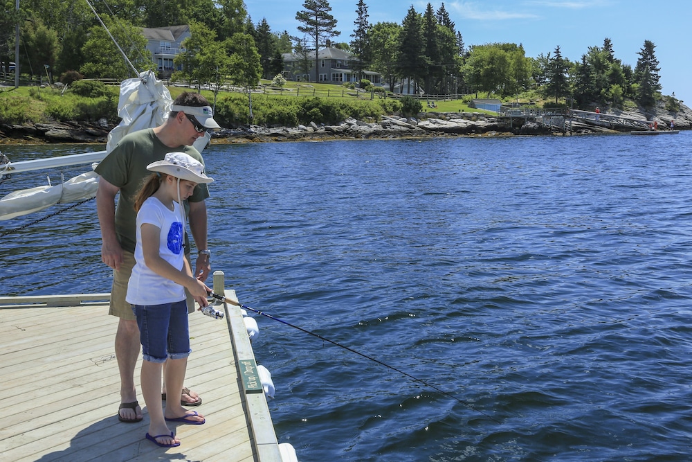 Spruce Point Inn Resort Spa 21/40