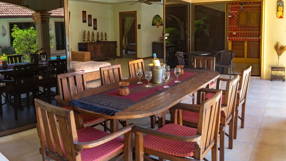 Coconut Paradise Villas 30/50