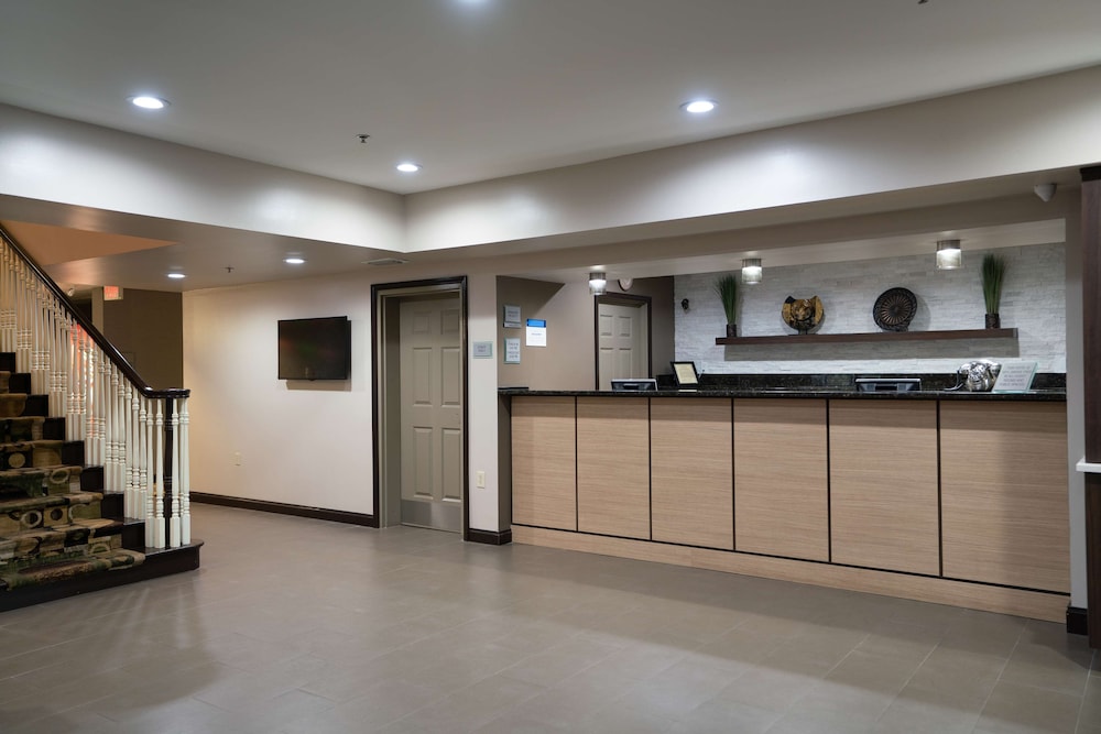 Best Western Plus Lake City 19/33