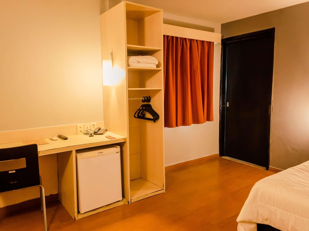 Ibis Joao Pessoa 32/55